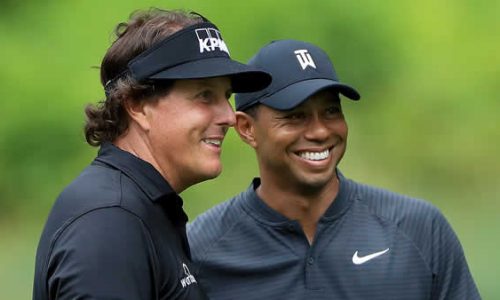 Picture of Phil Mickelson and Tiger Woods