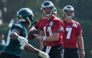 Wentz-passing-football