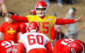 pat-mahomes-chiefs-training-camp