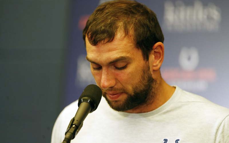 Andrew Luck retires