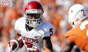 Oklahoma scores a touchdown