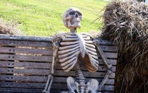 waiting skeleton