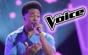 Nathan Chester singing on the Voice 25