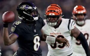 Lamar Jackson throwing a pass against the Bengals