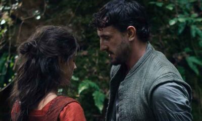 the stars of Hamnet in a promotional photo