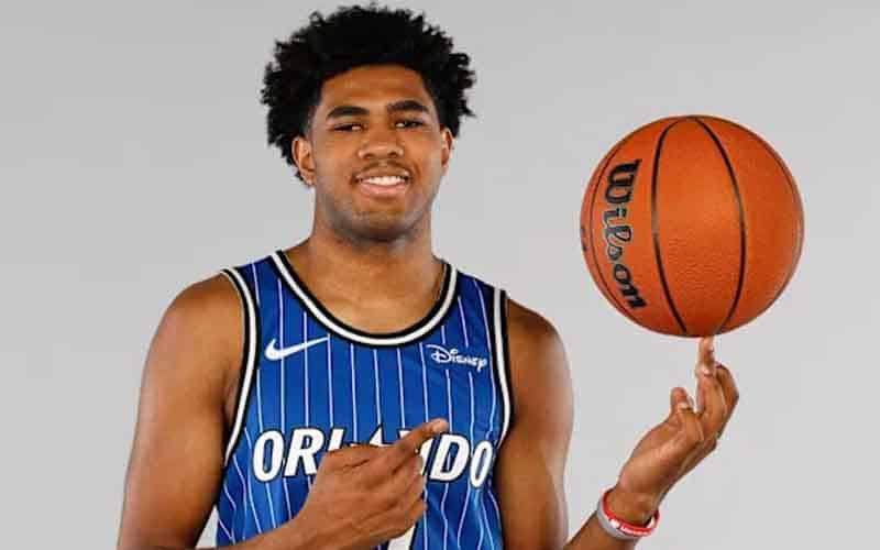 Jase Richardson before the Slam Dunk contest