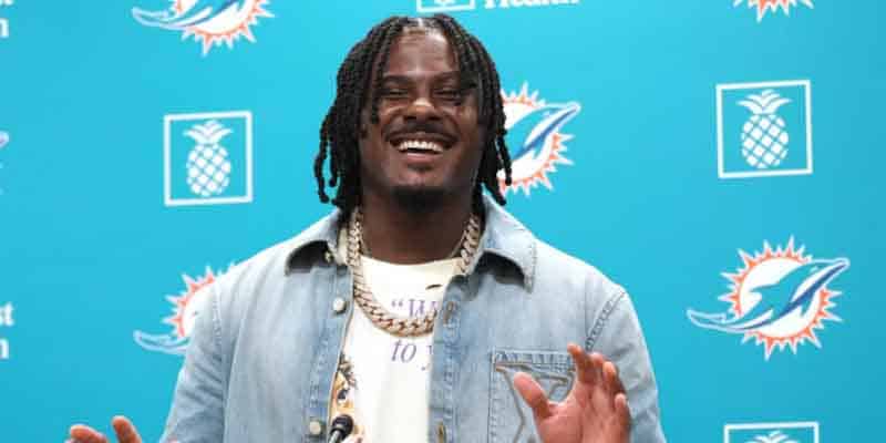 Malik Willis at a Dolphins press conference