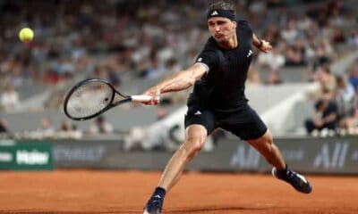 Alexander Zverev returning a volley French Open