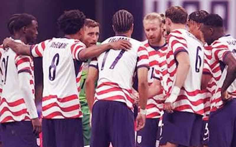 Team USA 2026 huddling during a World Cup match